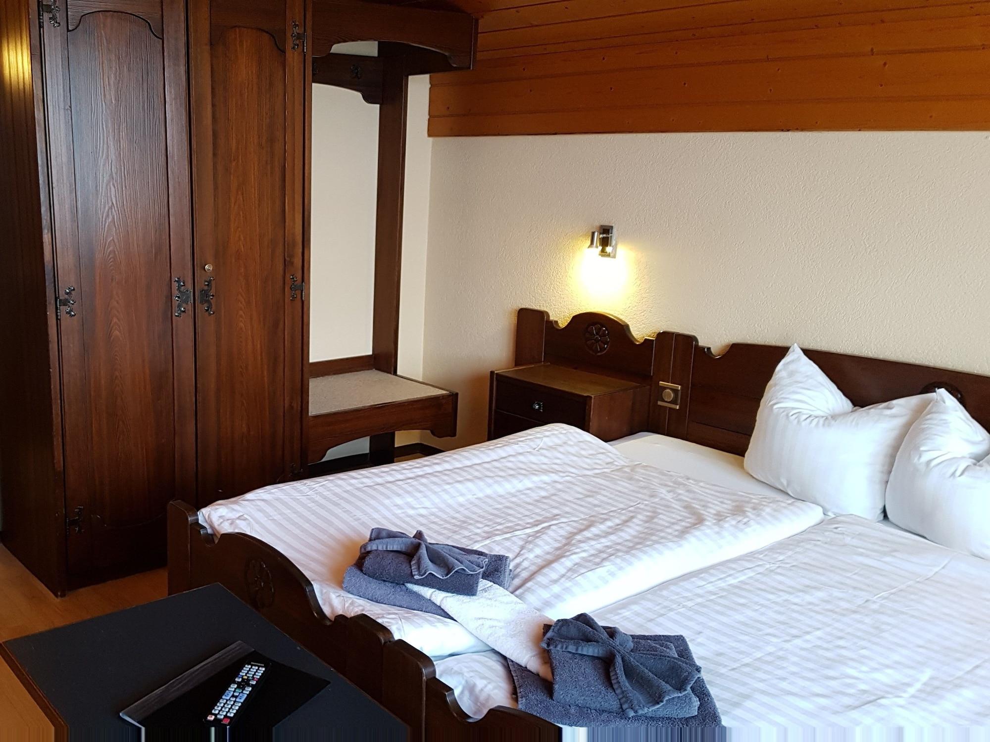 Hotel Europa サース フェー エクステリア 写真