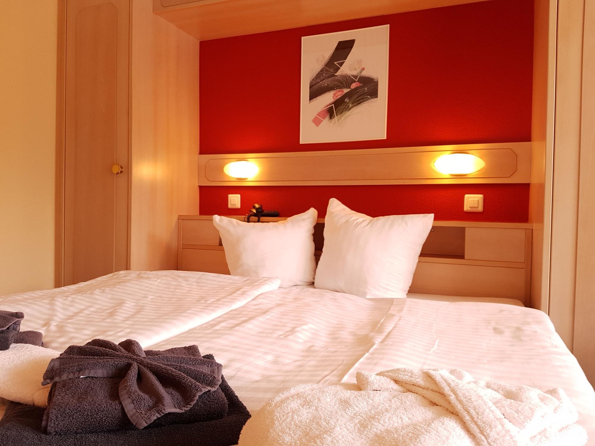Hotel Europa サース フェー エクステリア 写真