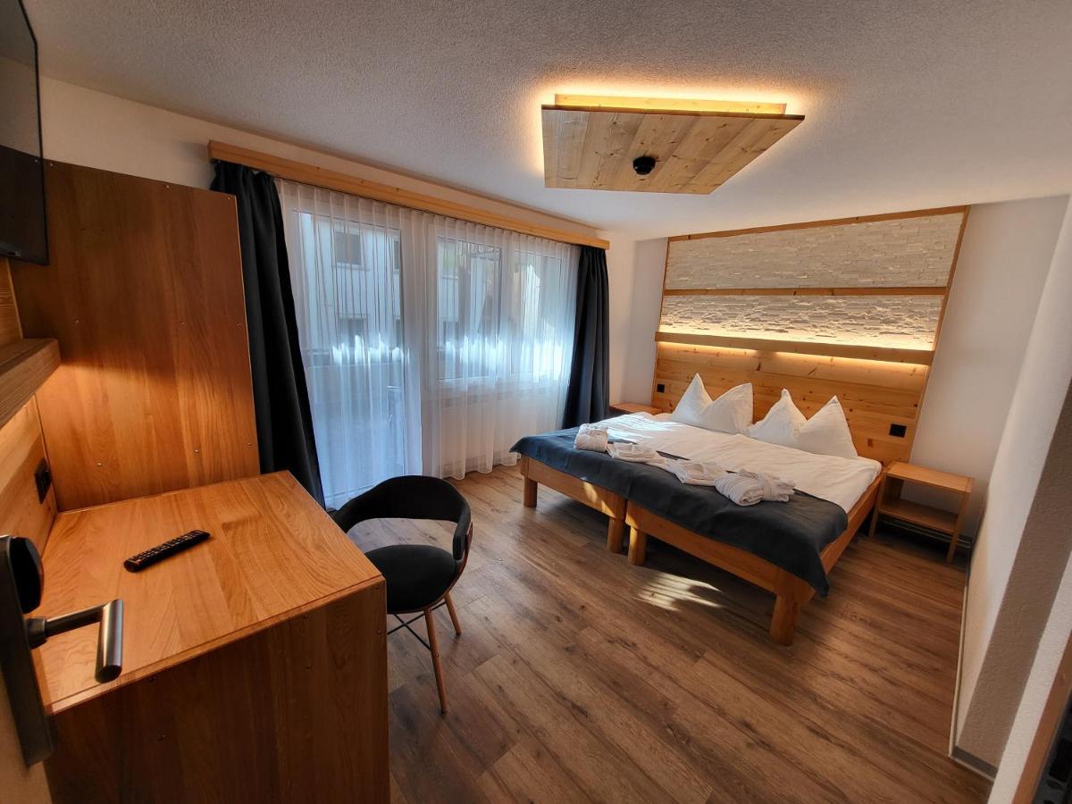 Hotel Europa サース フェー エクステリア 写真